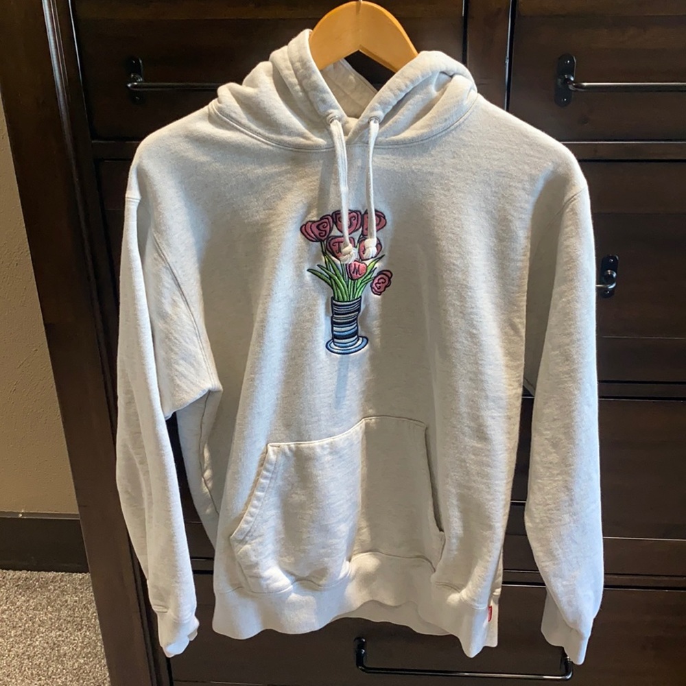 Supreme Hoodie, Very Rare, 10/10 condition, Size M